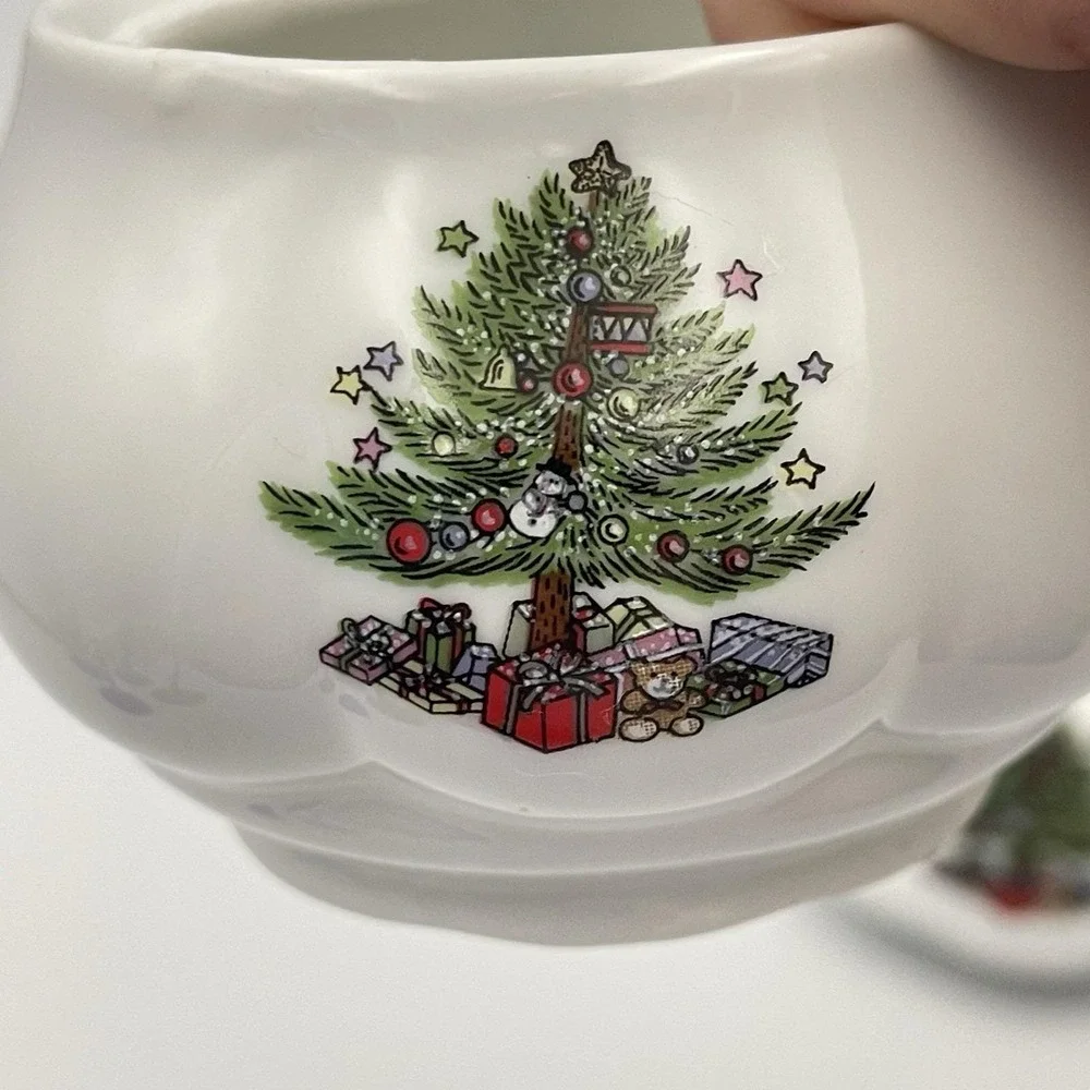 Vintage 1980s‎ Christmas Tree Creamer & Sugar Set Taiwan Porcelain Gold Trim